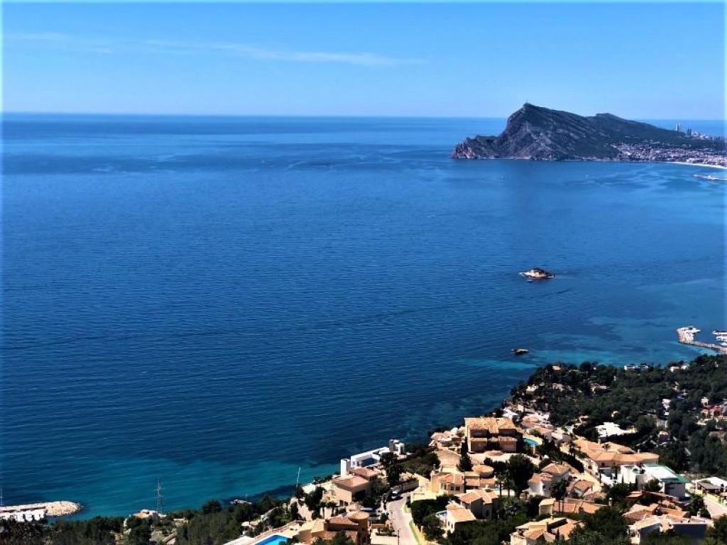 4 bed villas in Altea