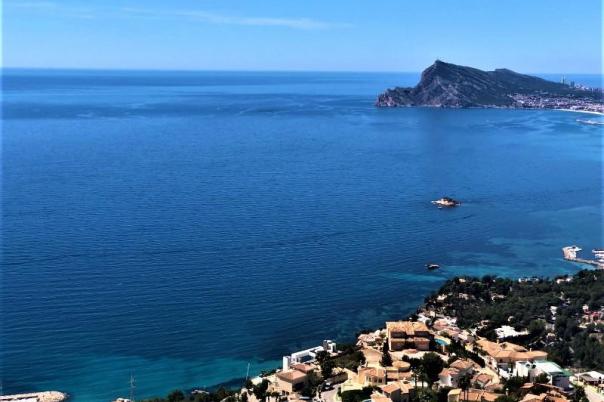4 bed villas in Altea