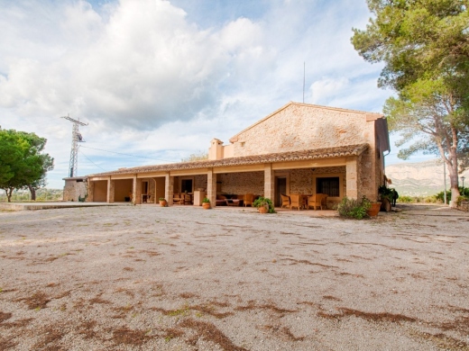 4 bed finca in Gata de Gorgos
