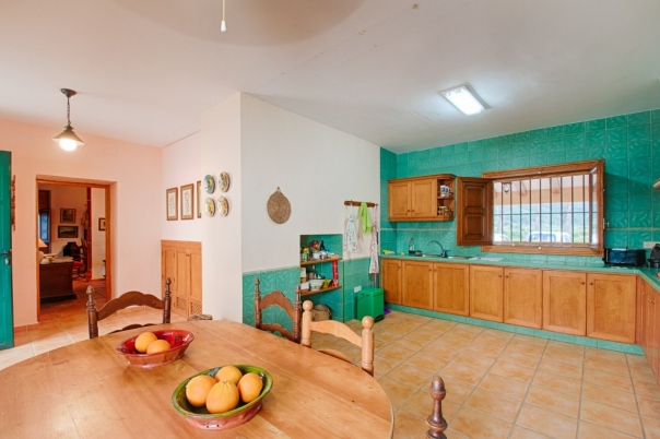 4 bed finca in Gata de Gorgos