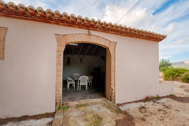 4 bed finca in Gata de Gorgos