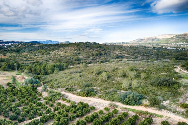 4 bed finca in Gata de Gorgos