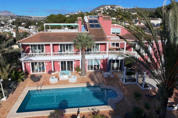 7 bed villa in Moraira