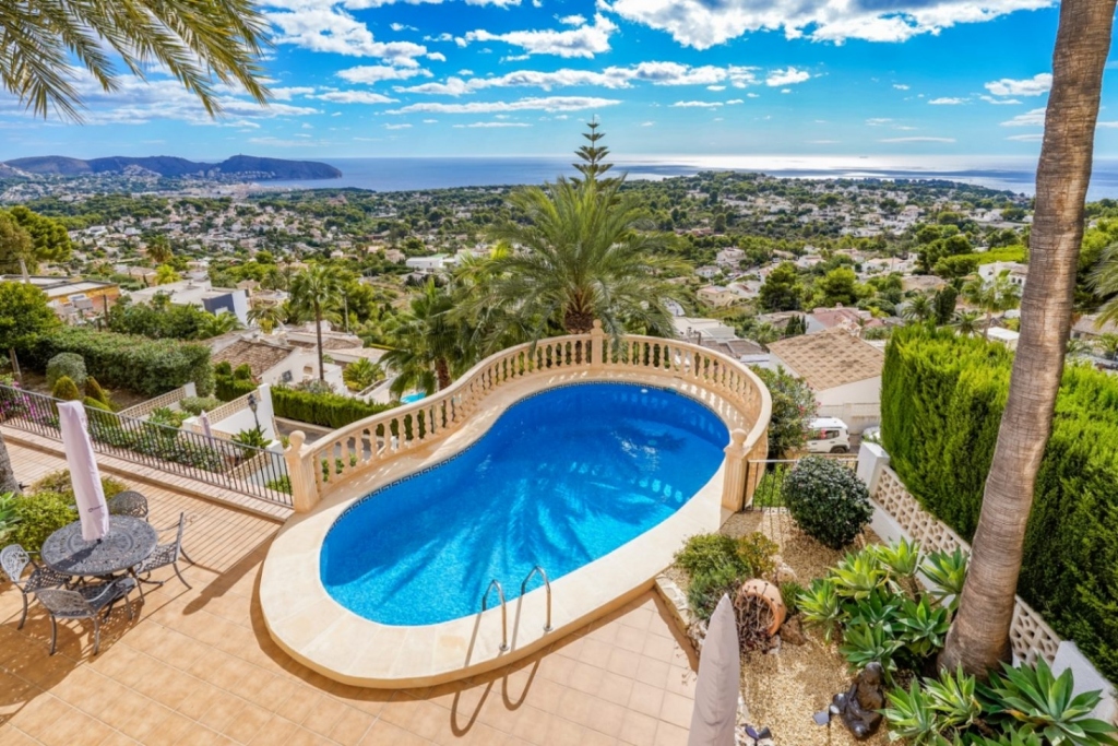 4 bed villa in Moraira
