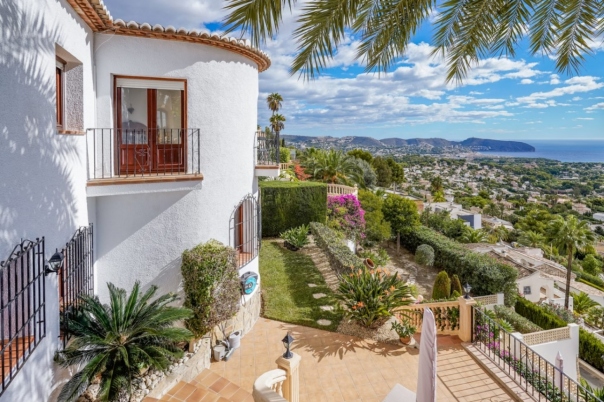 4 bed villa in Moraira