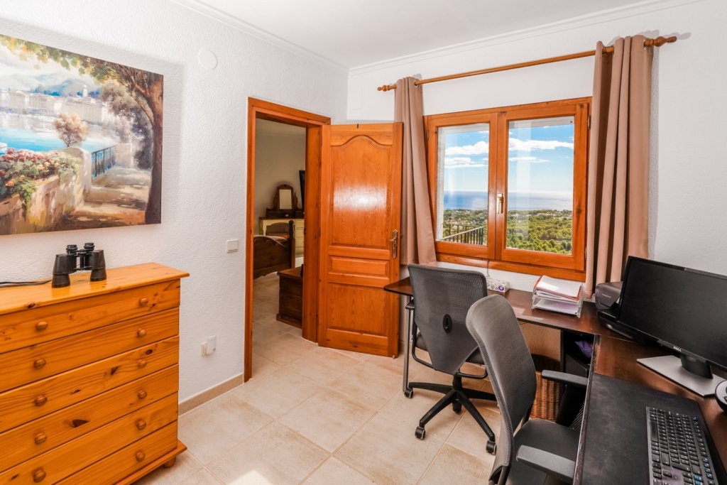 4 bed villa in Moraira