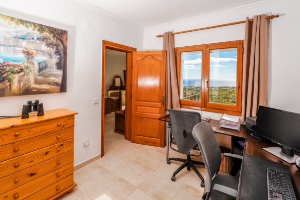 4 bed villa in Moraira
