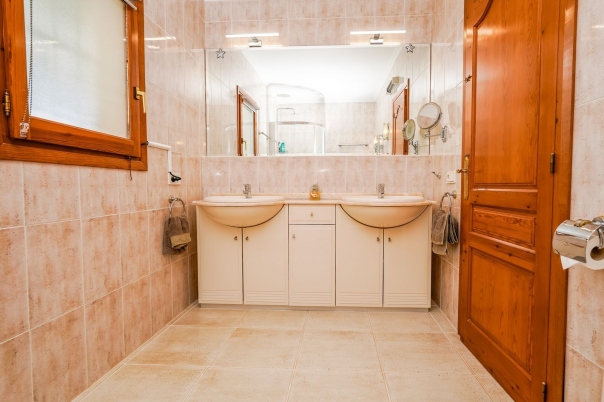 4 bed villa in Moraira