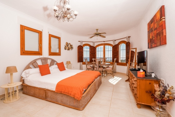 4 bed villa in Moraira