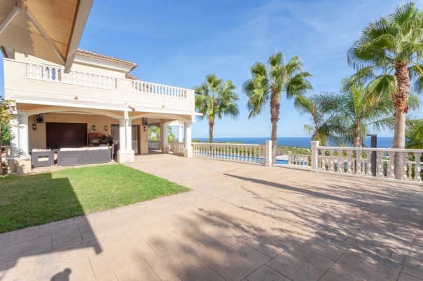 5 bed villa in Calpe