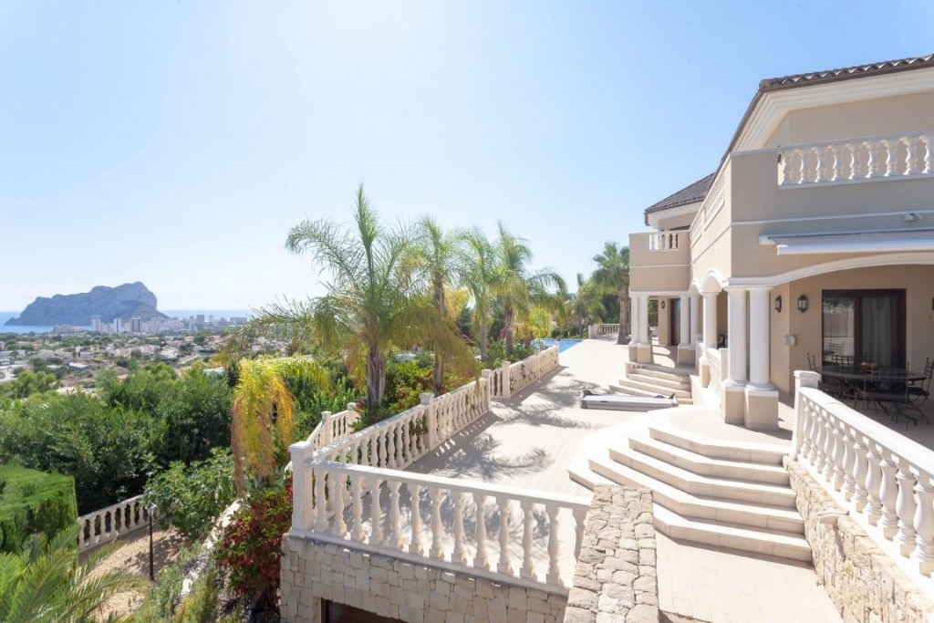 5 bed villa in Calpe
