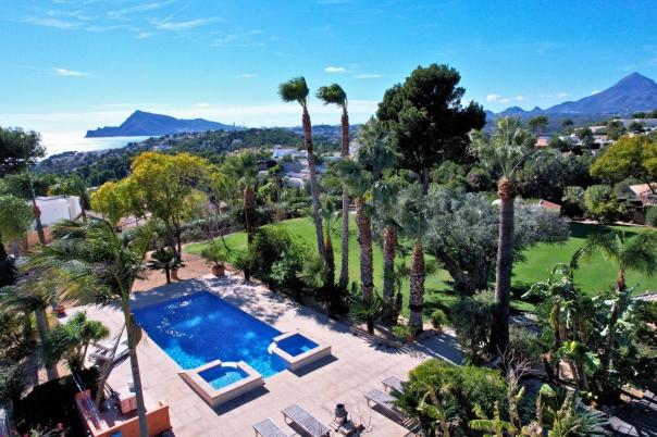 7 bed villa in Altea