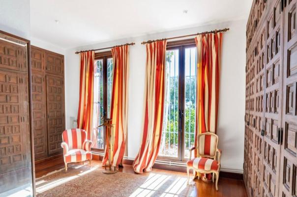 7 bed villa in Altea