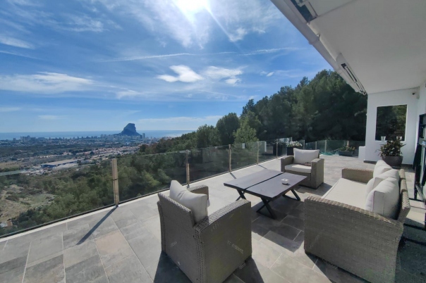 4 bed casa / chalet in Calpe / Calp