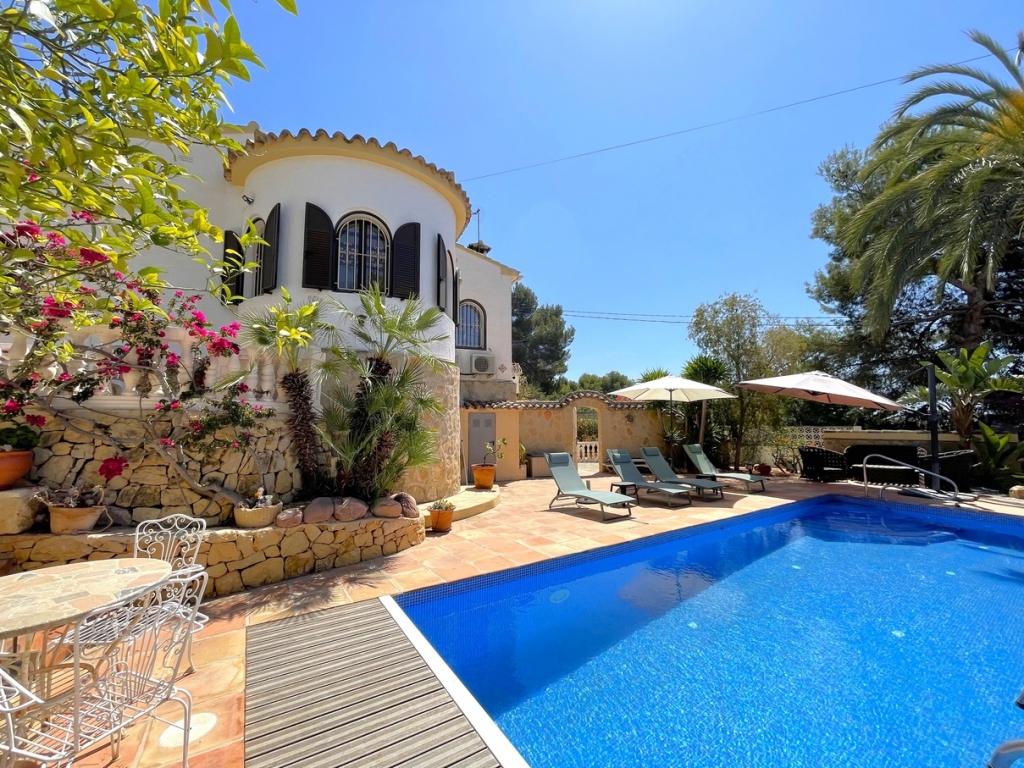 5 bed villa in Moraira