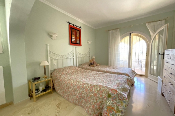 5 bed villa in Moraira