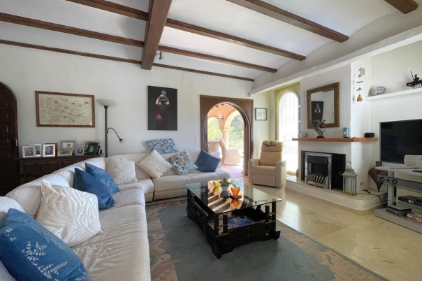 5 bed villa in Moraira