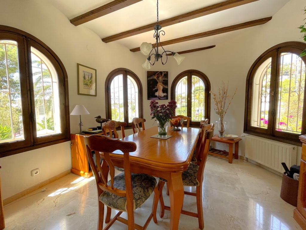 5 bed villa in Moraira