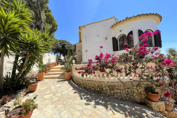 5 bed villa in Moraira