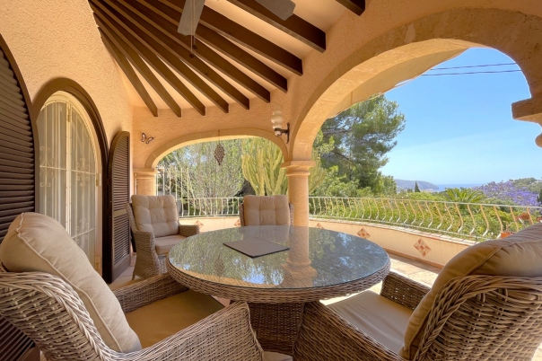 5 bed villa in Moraira