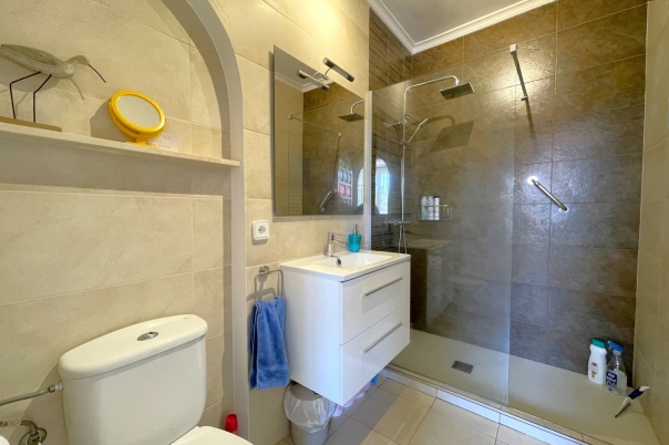 5 bed villa in Moraira