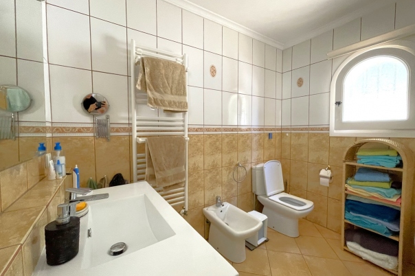 5 bed villa in Moraira