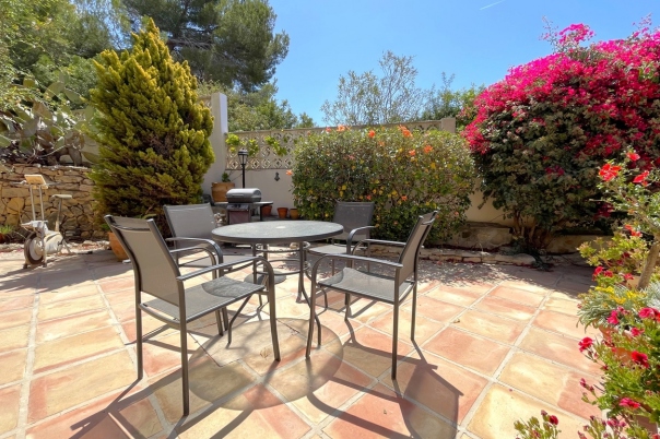 5 bed villa in Moraira
