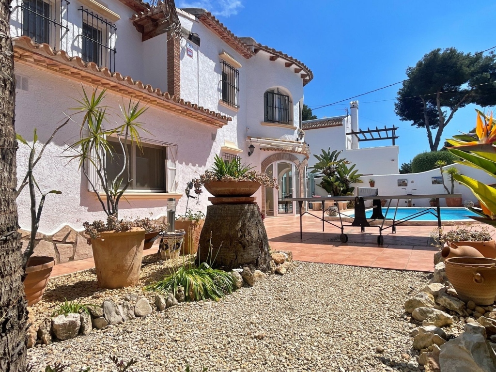 5 bed villa in Benissa