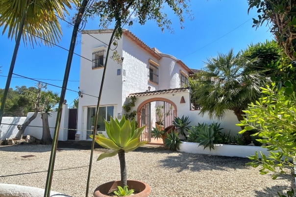 5 bed villa in Benissa