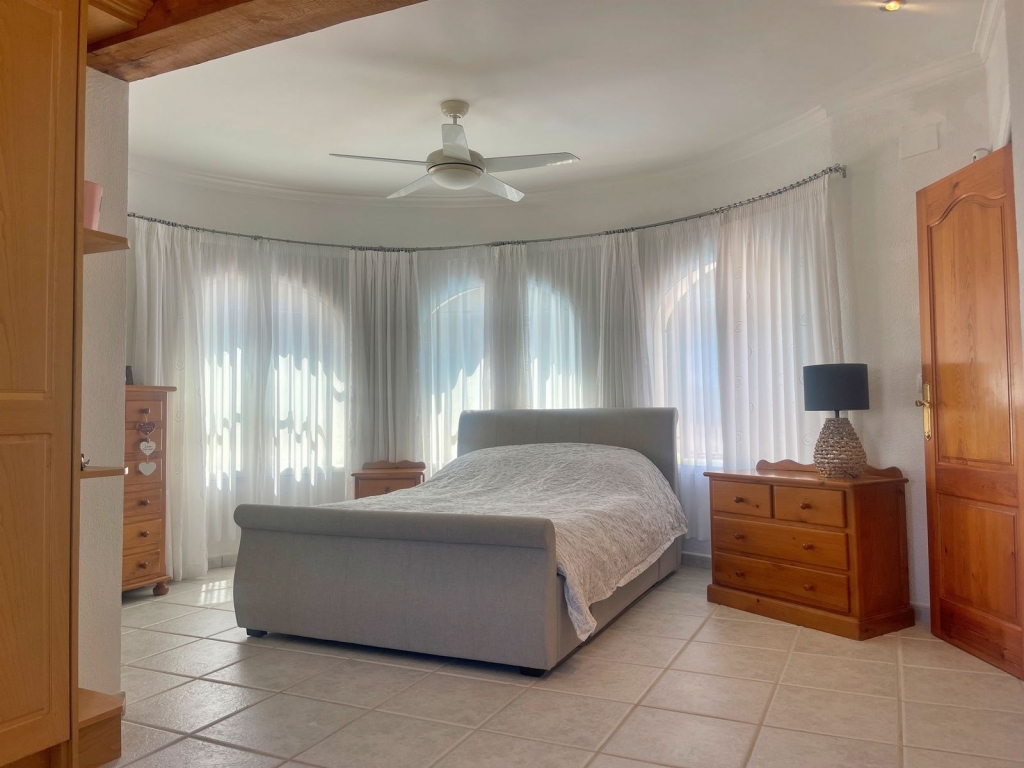 5 bed villa in Benissa
