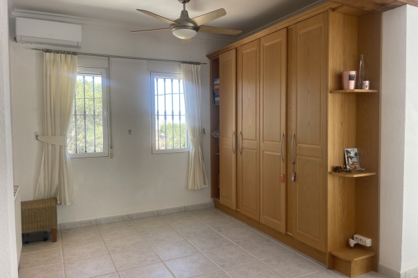 5 bed villa in Benissa