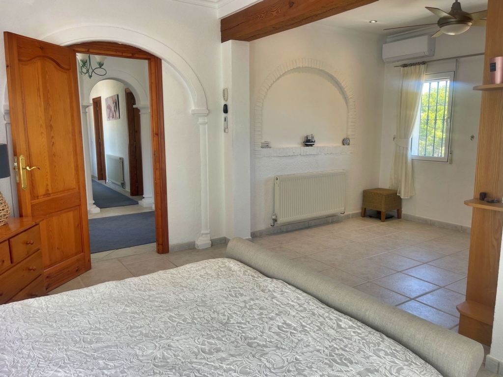 5 bed villa in Benissa