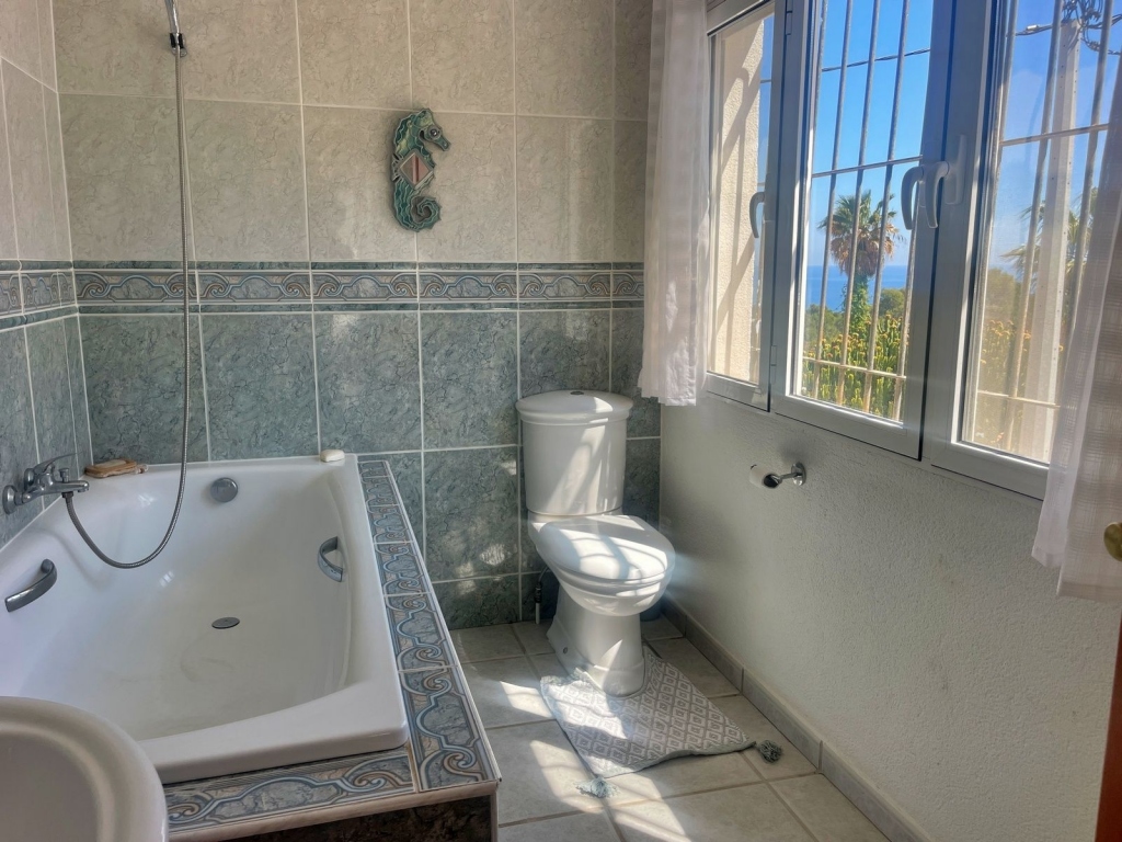 5 bed villa in Benissa