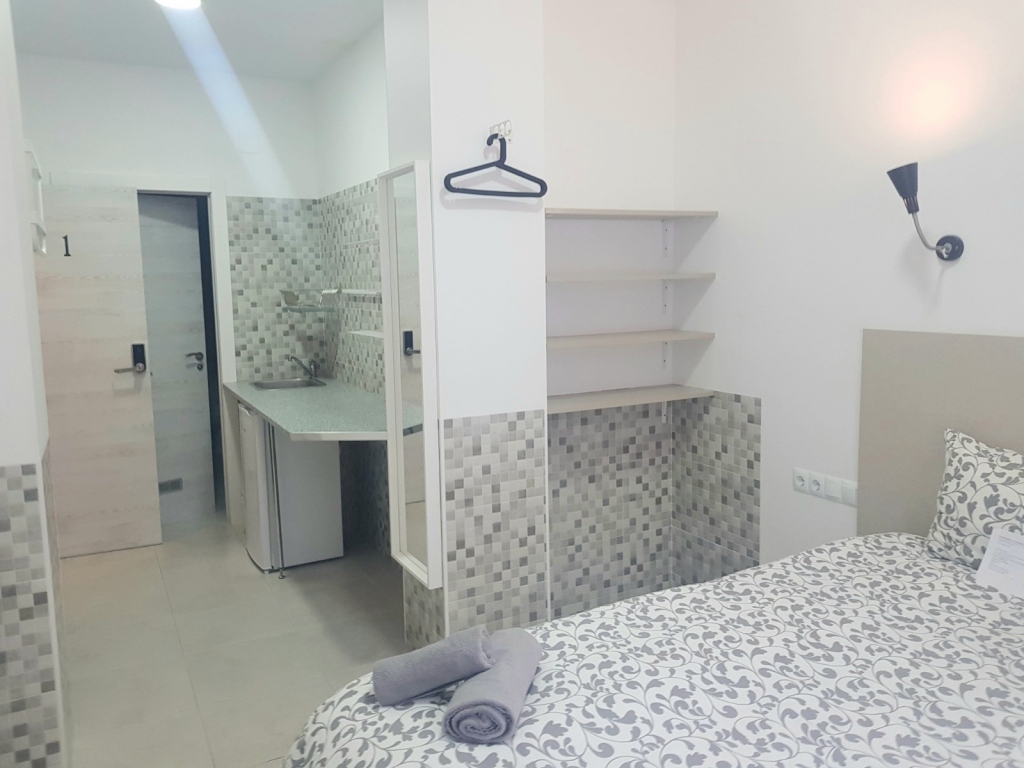 4 bed hotel in Calp