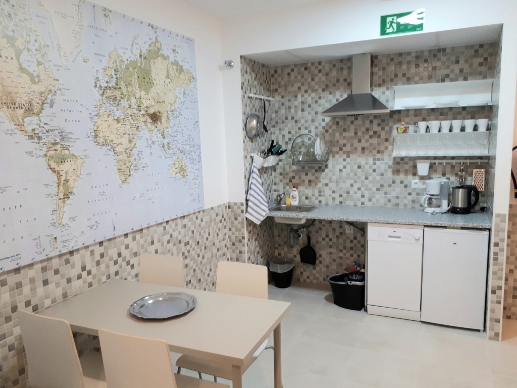 4 bed hotel in Calp