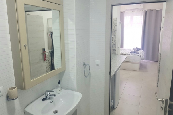 4 bed hotel in Calp