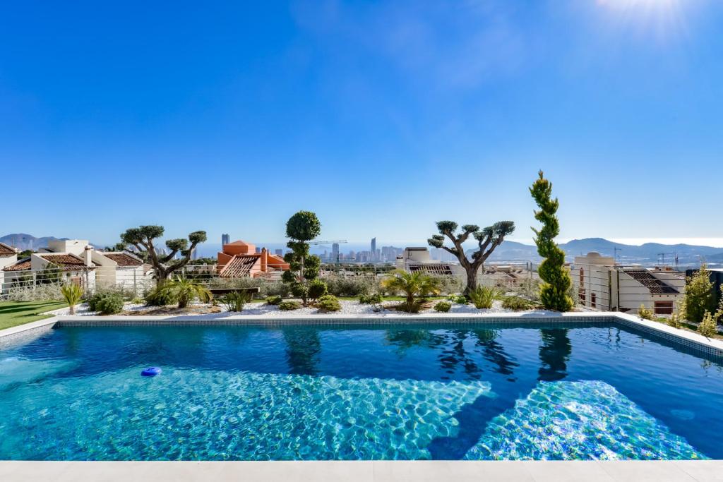 7 bed villa in Finestrat