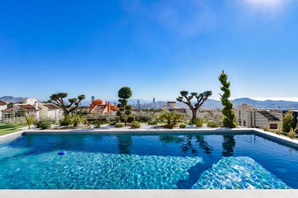 7 bed villa in Finestrat