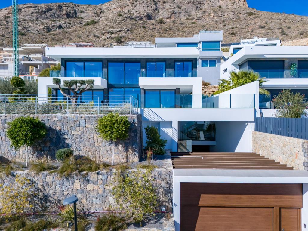 7 bed villa in Finestrat