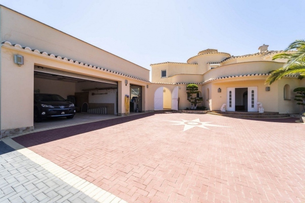 6 bed villa de lujo in Calpe / Calp