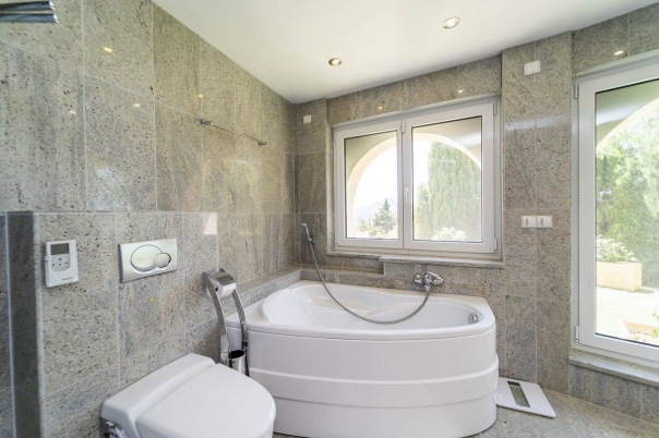 6 bed villa de lujo in Calpe / Calp