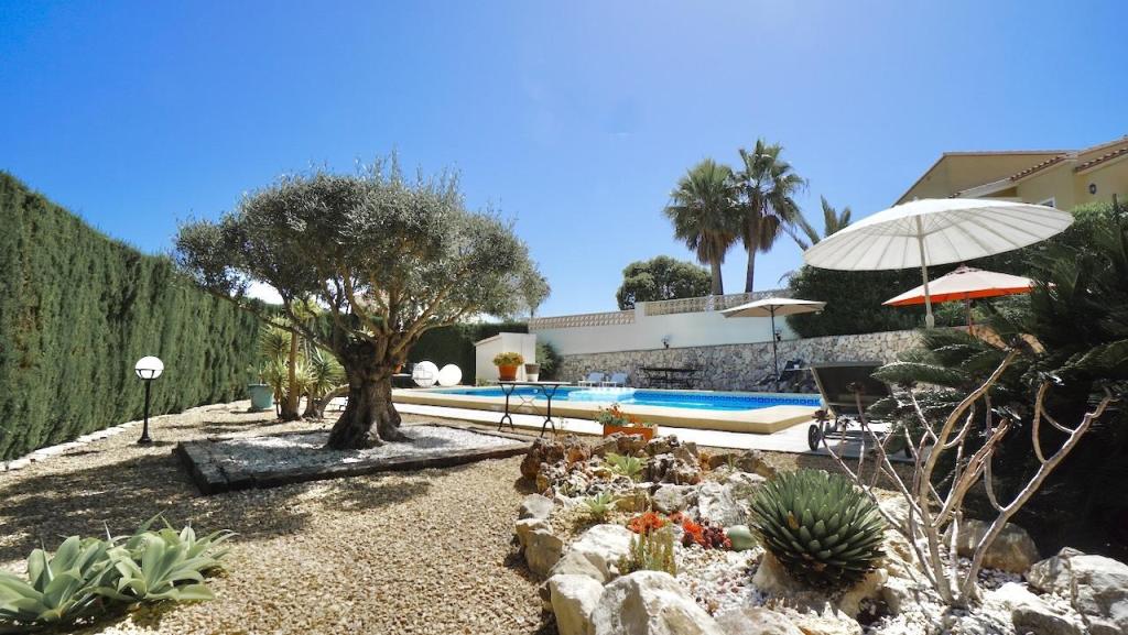 3 bed villas in Benitachell