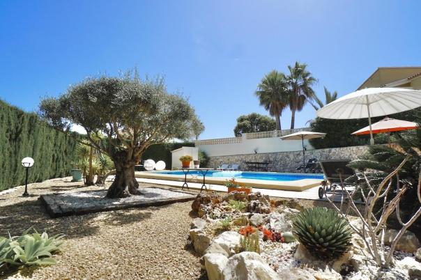 3 bed villas in Benitachell