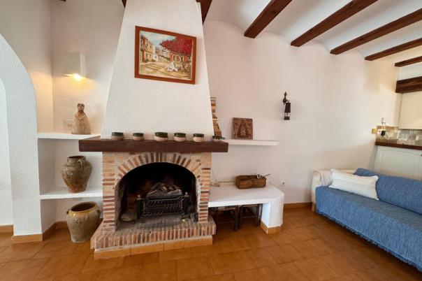 2 bed bungalow in Moraira