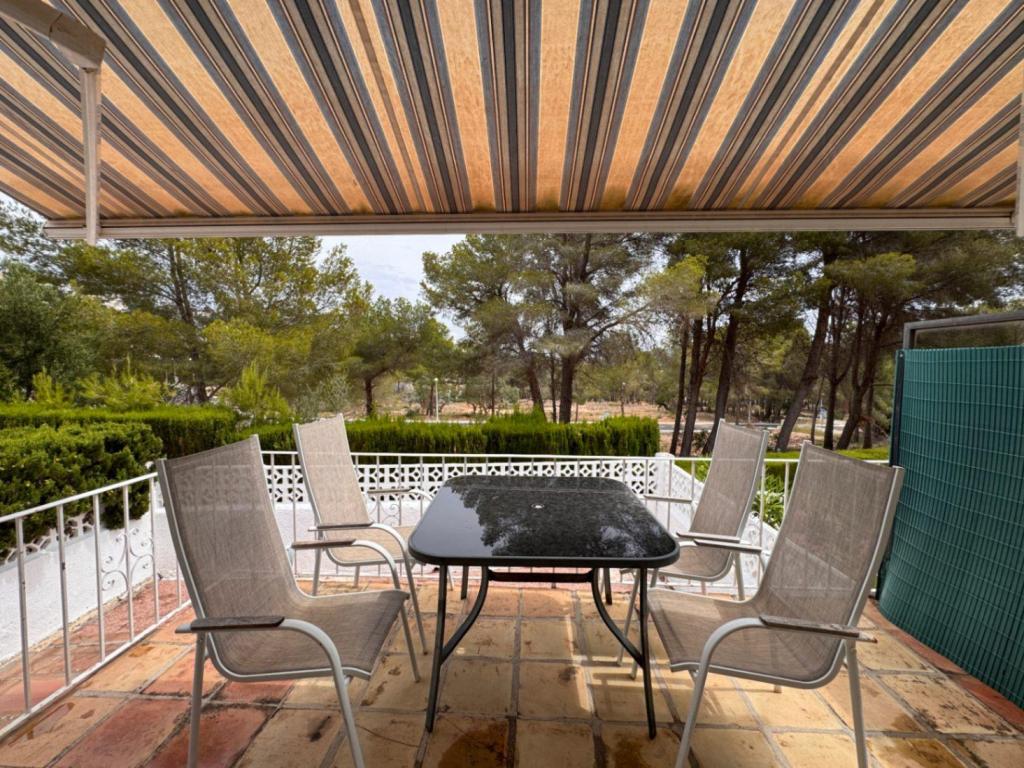 2 bed bungalow in Moraira