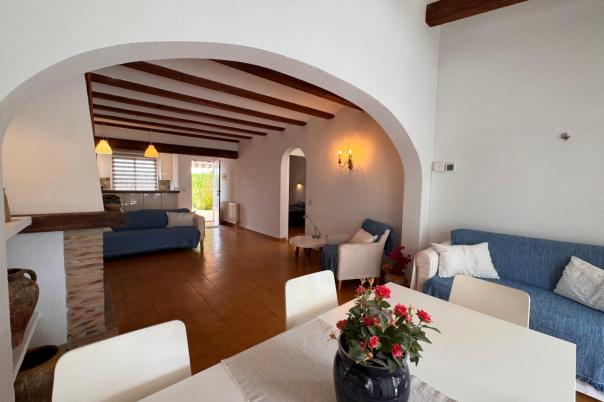 2 bed bungalow in Moraira