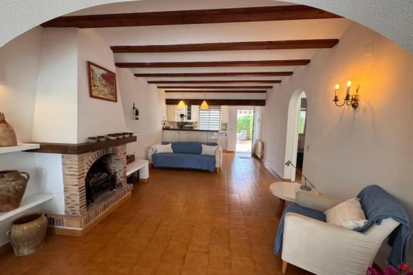 2 bed bungalow in Moraira