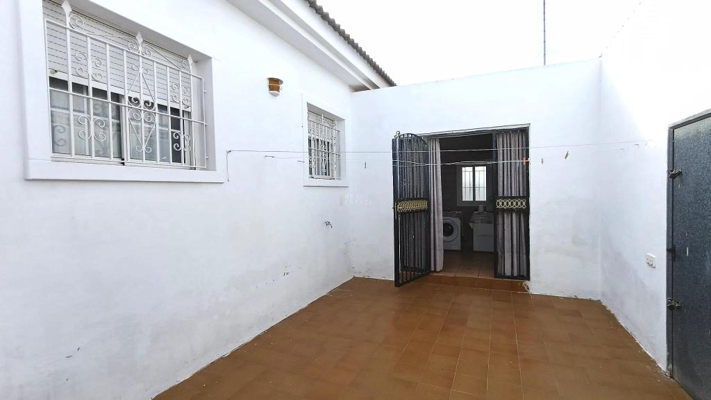6 bed apartment in Elche/Elx