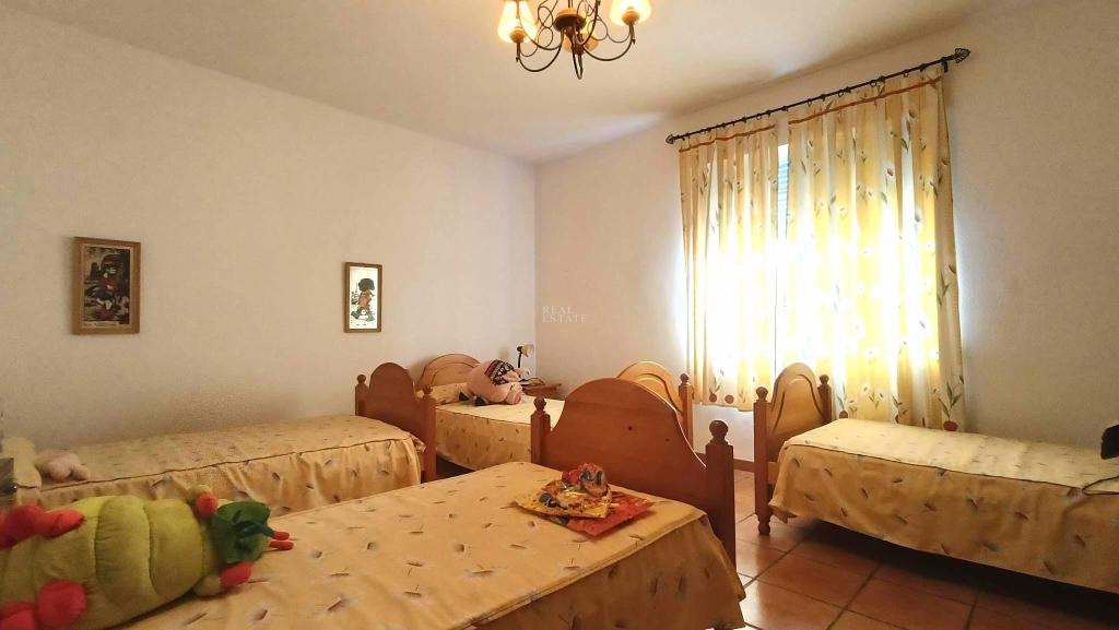 6 bed apartment in Elche/Elx