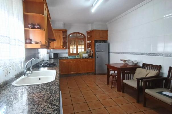 6 bed apartment in Elche/Elx